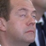 Медведев опять проспал все выступление Путина