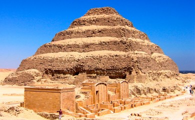 piramida-dzhosera